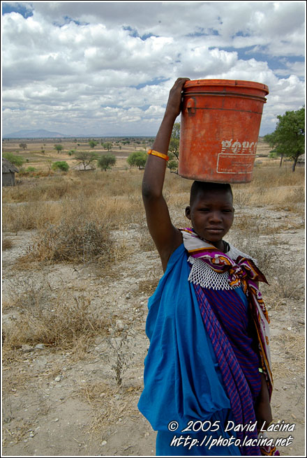 Local Girl - Tarangire NP, Tanzania