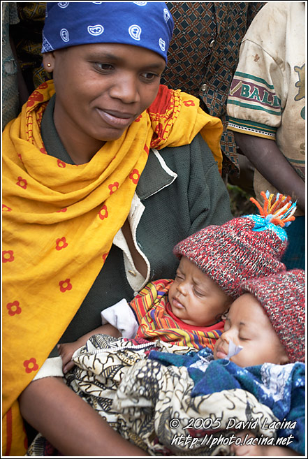 Mother With Kids - People Of Usambara Mountains, Tanzania
