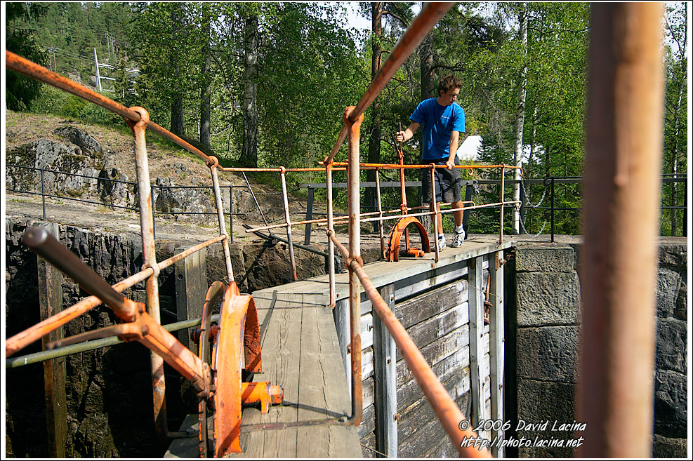 Manual Service Of The Lock Chambers - The Telemark Canal (Telemarkskanalen), Norway