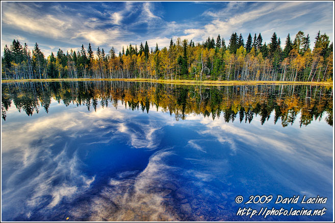 Skomakertjern Lake - Autumn in Nordmarka, Norway