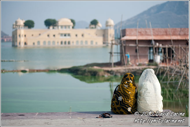Women By Jal Mahal (Water Palace) - Jaipur, India