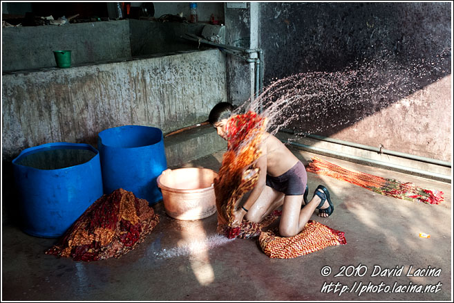 Washing The Clothes - Jaipur fabric factory, India