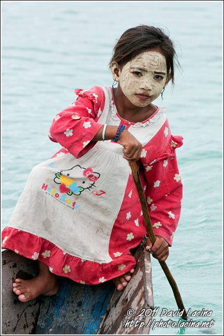Bajau Laut Girl - Sea gypsies - Bajau Laut, Malaysia
