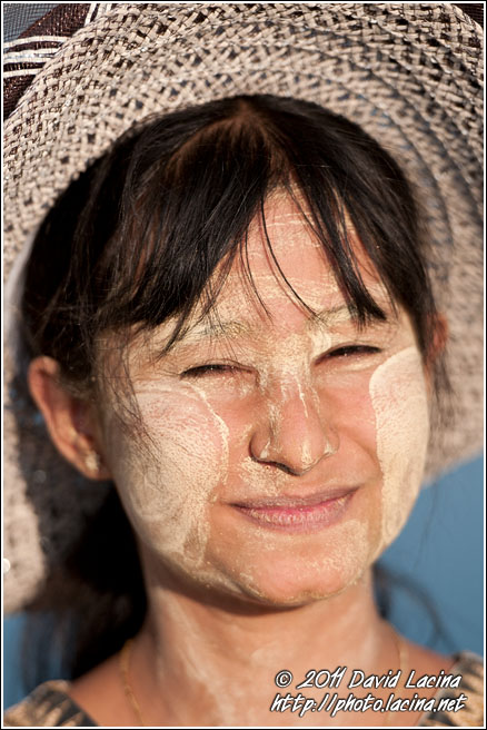 Smiling Lady - Amarapura, Myanmar (Burma)
