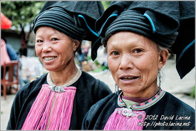 Yao Women - Tribal Local Market, China